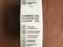 Этикетка состава (cashemir 60% polyester 30% elastan 10% ) 2,5см (100м) Этикетка состава (cashemir 60% polyester 30% elastan 10% ) 2,5см (100м)