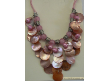 Колье веревка №22 жемчуг+пластмасса розовый ракушка (30см) Колье веревка №22 жемчуг+пластмасса розовый ракушка (30см)