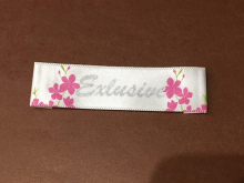 Этикетка атласные 1,5см Exlusive (100шт) Этикетка атласные 1,5см Exlusive (100шт)