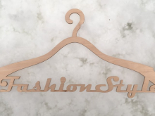 Плечики для одежды с логотипом Fashion фанера 4мм Плечики для одежды с логотипом Fashion фанера 4мм