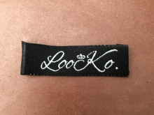 Этикетка тканная жакардовая 1см LoocKo (1000шт) под заказ Этикетка тканная жакардовая 1см LoocKo (1000шт) под заказ