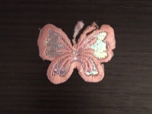 Вышивка апликация бабочка 4смх3см светло-розовый