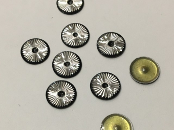 Камешки клеевые стразы металл 10мм №5 (1700шт) Камешки клеевые стразы металл 10мм №5 (1700шт)