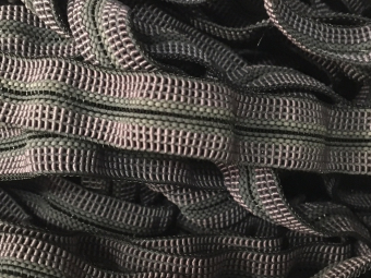 Резинка серая с леской 10мм (1метр) Резинка серая с леской 10мм (1метр)