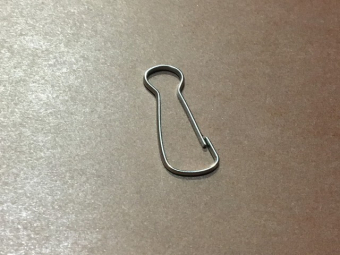 Карабин для сумок металлический восьмерка 35мм (100шт) Карабин для сумок металлический восьмерка 35мм (100шт)