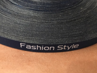 Этикетка тканная жакардовая 1см Fashion Style (100м) лента синяя Этикетка тканная жакардовая 1см Fashion Style (100м) лента синяя