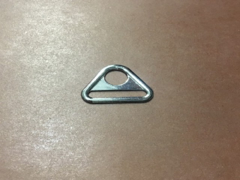 Треугольник металлический литой 2,5см (100шт) Треугольник металлический литой 2,5см (100шт)