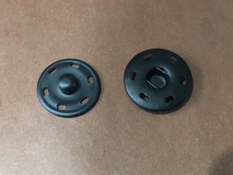 Кнопка пришивная металлическая 17мм (1000шт) черный Кнопка пришивная металлическая 17мм (1000шт) черный