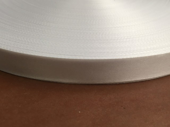 Лента для термотрансферной печати сатен (атлас) 15мм (400метров) Лента для термотрансферной печати сатен (атлас) 15мм (400метров)