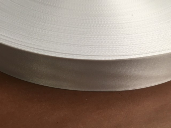 Лента для термотрансферной печати сатен (атлас) 25мм (400метров) Лента для термотрансферной печати сатен (атлас) 25мм (400метров)